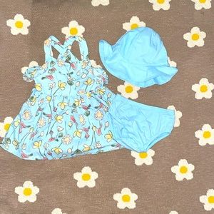 Carters dress set 3-6 months with cute hat to go with it